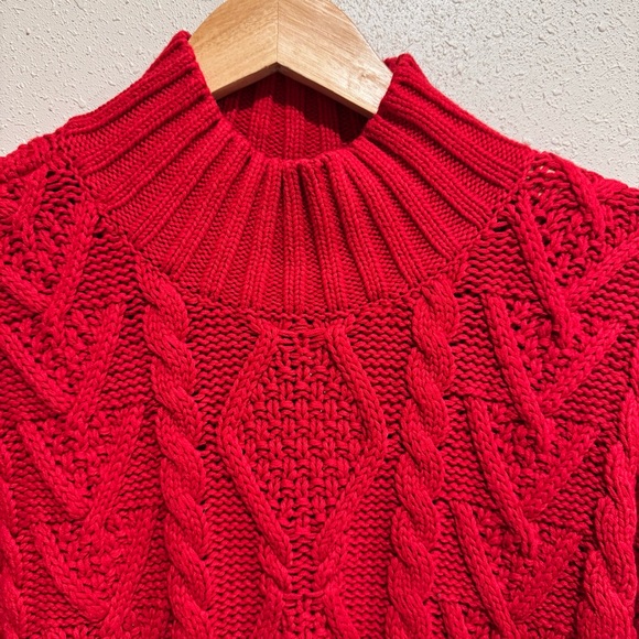 NWT Ralph Lauren Red Cable Knit Crewneck Sweater M - Picture 3 of 10